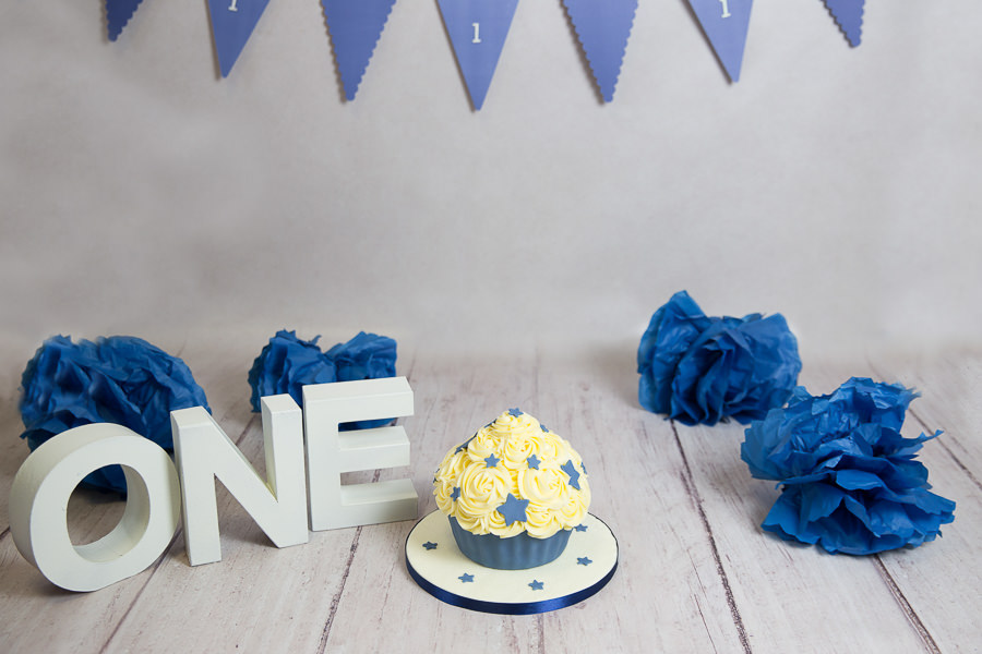 Cake smash photography sessions Hayley morris photography first birthday photos studio malvern worcester worcestershire blue and grey theme