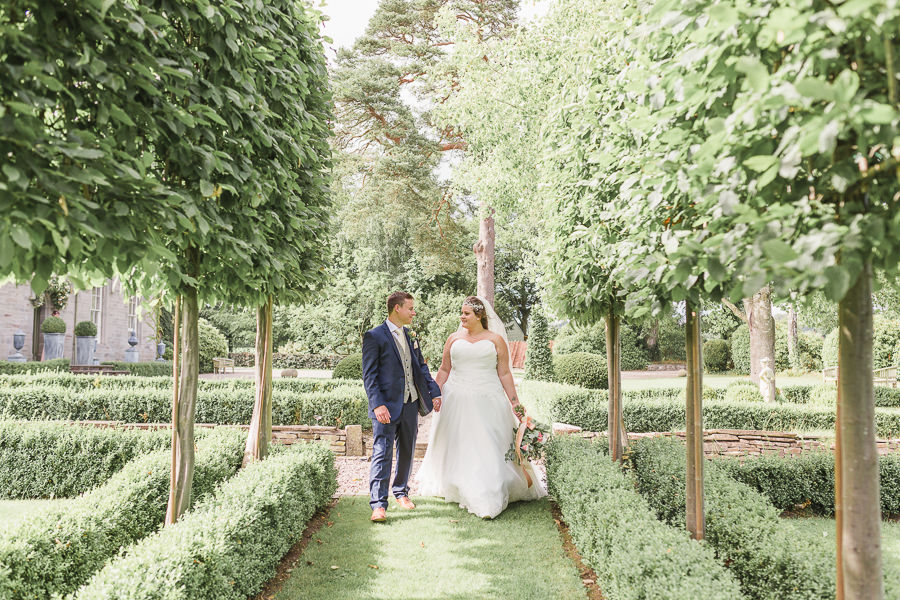 Hayley Morris Photography Lemore Manor herefordshire Fine art wedding photographer couple portraits