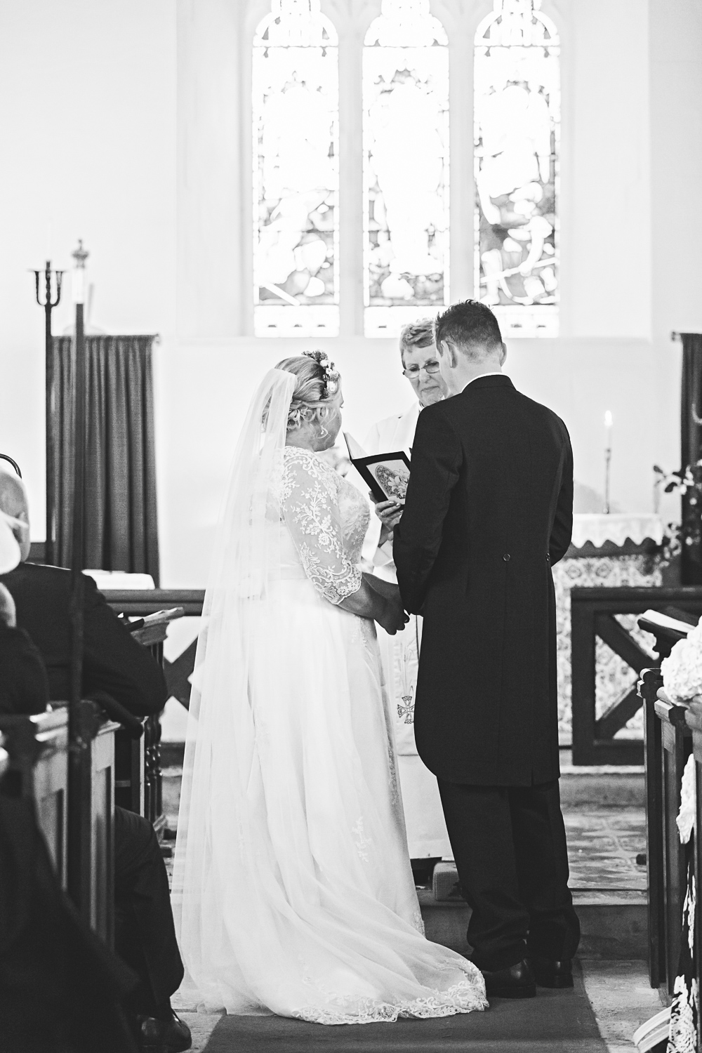Hayley Morris Photography The Bringewood Fine art wedding photographer Herefordshire Shropshire Midlands st andrews church leysters ceremony