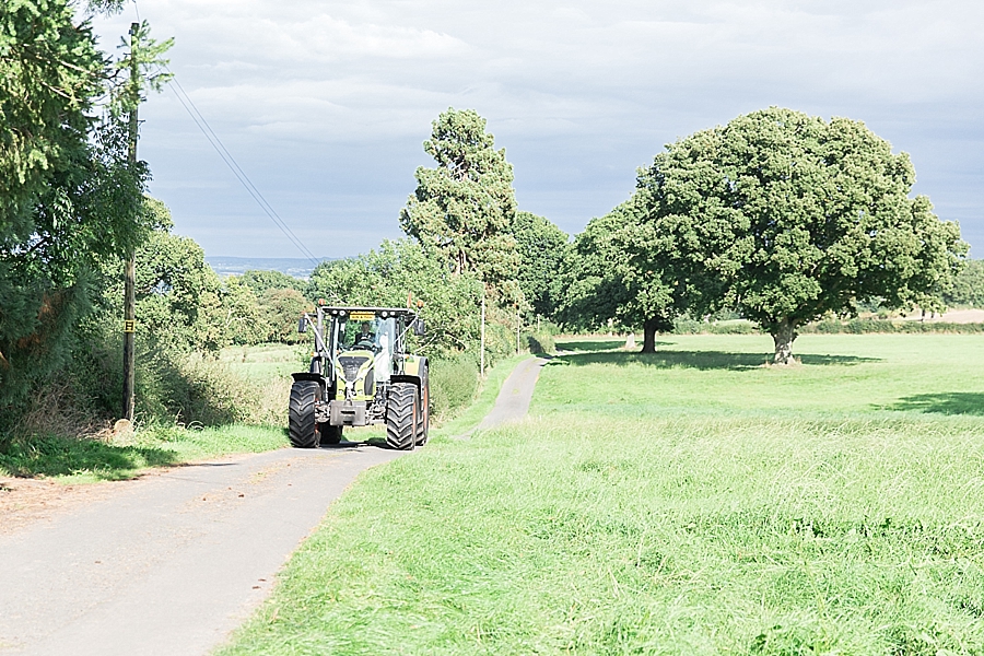 Hayley Morris Photography The Bringewood Fine art wedding photographer Herefordshire Shropshire Midlands leysters farm wedding