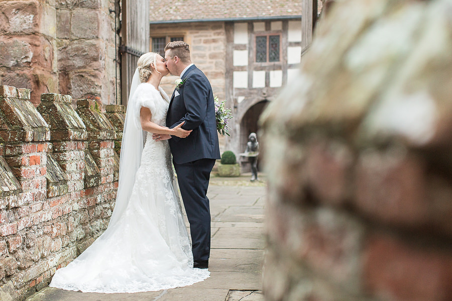 hayley morris photography birtsmorton court fine art wedding photographer moat venue